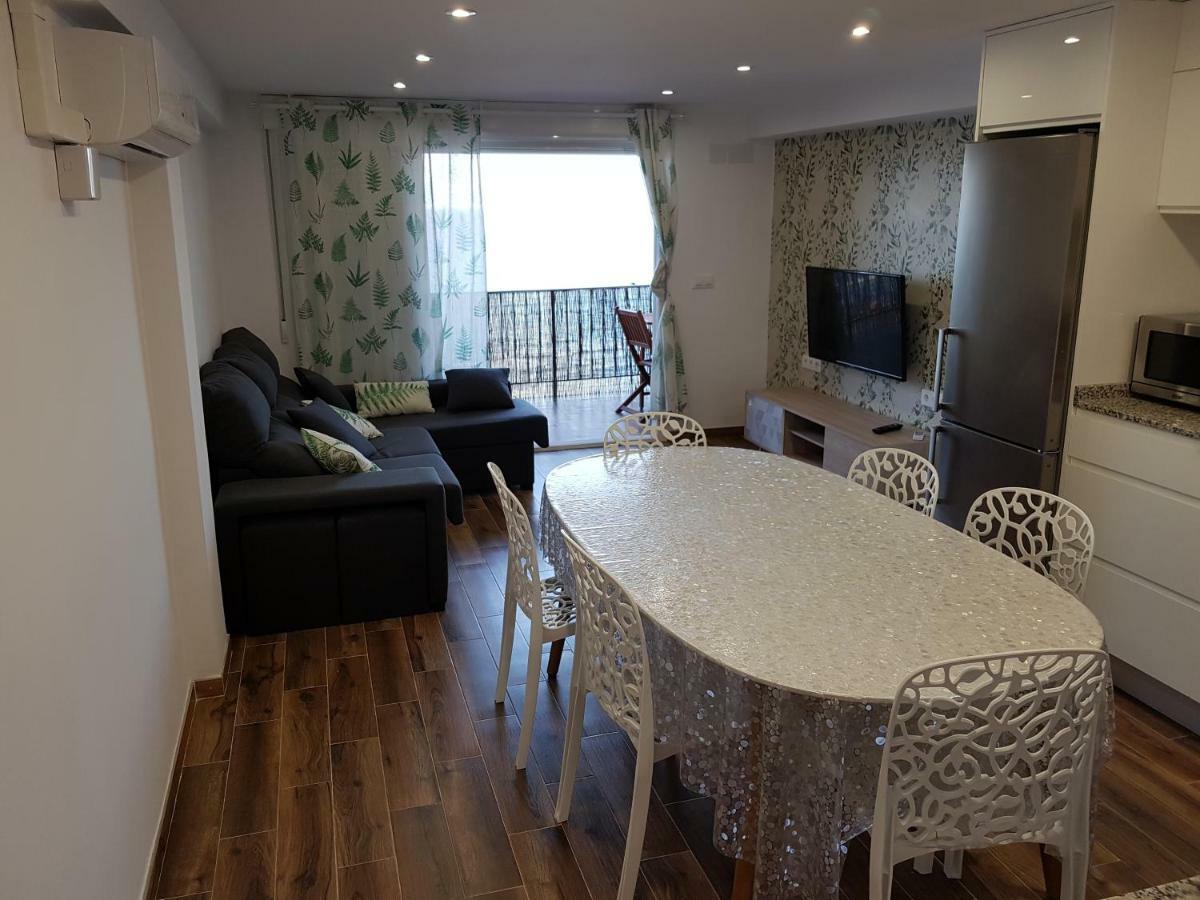 Apartamento De Lujo En Primera Linea De La Playa De Cullera Con Vistas Al Castillo Exterior photo